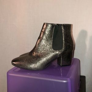 METALLIC GLITTER HEELED BOOTS
